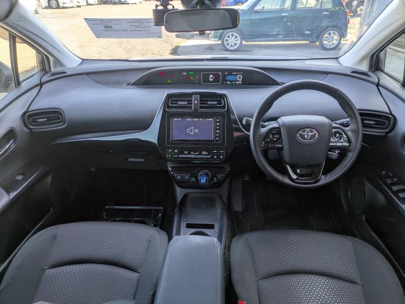 TOYOTA PRIUS 2020/11