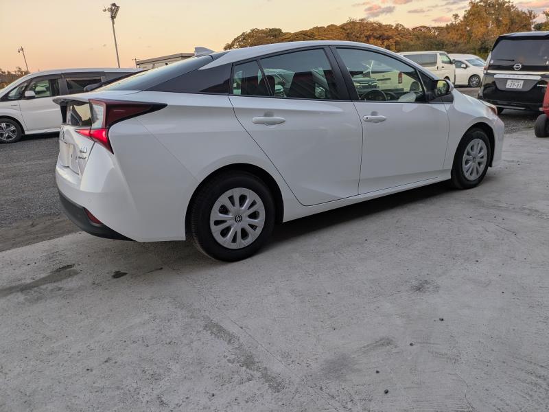 TOYOTA PRIUS 2022/4