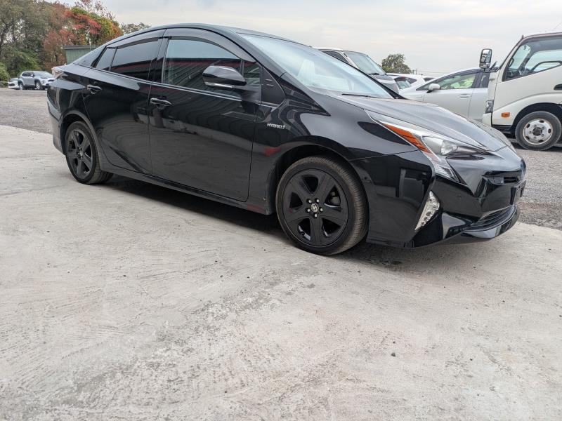 TOYOTA PRIUS 2016/3