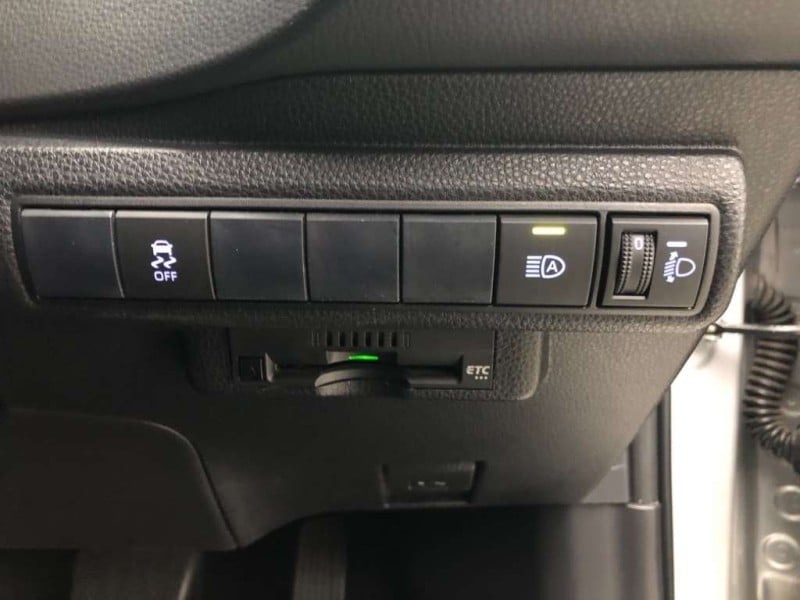 TOYOTA COROLLA TOURING WAGON 2019/12