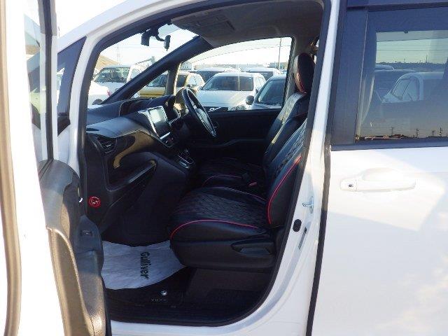 TOYOTA VOXY 2015/3