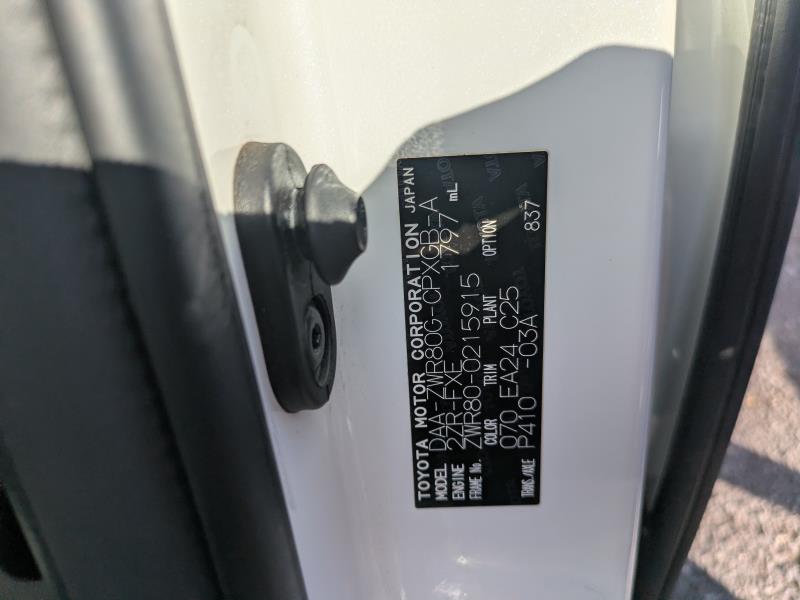 TOYOTA ESQUIRE 2016/9