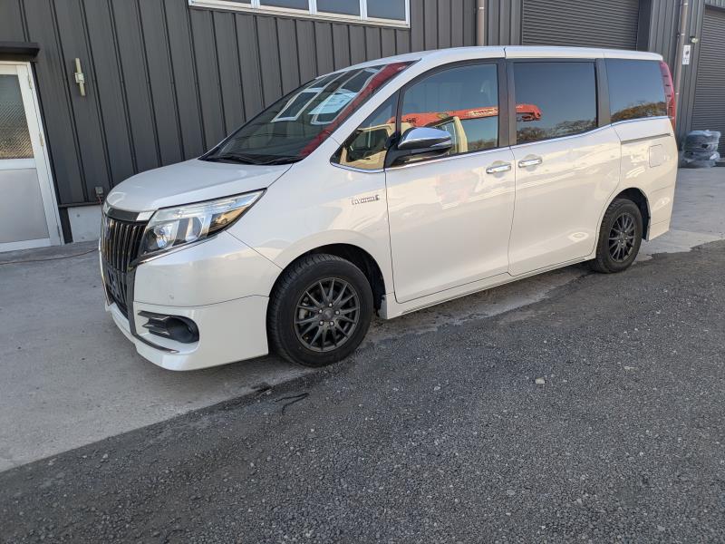 TOYOTA ESQUIRE 2016/9