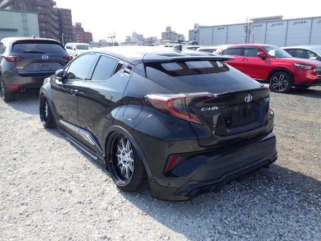 TOYOTA C-HR 2017/2