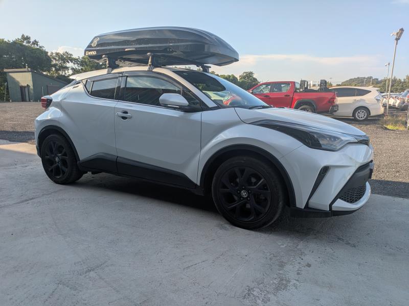 TOYOTA C-HR 2021/10