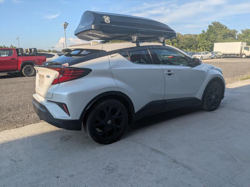 TOYOTA C-HR 2021/10