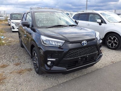 TOYOTA RAIZE 2025/10