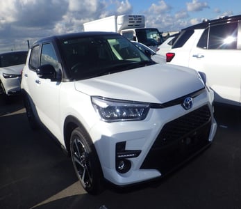 TOYOTA RAIZE 2025/11