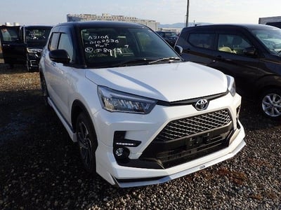 TOYOTA RAIZE 2025/10