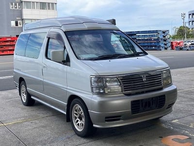 NISSAN ELGRAND 1999/6
