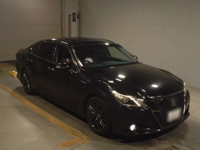 TOYOTA CROWN 2015/9