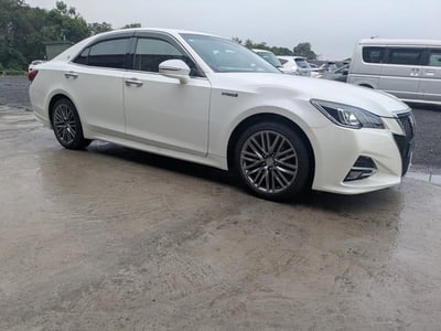 TOYOTA CROWN 2016/8