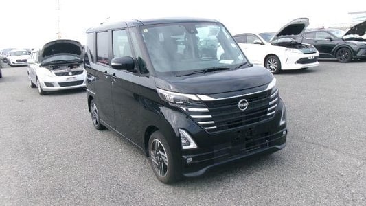 NISSAN ROOX 2023/6