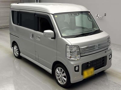 SUZUKI EVERY WAGON 2023/9