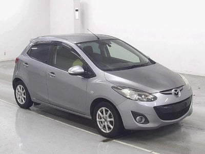 MAZDA DEMIO 2013/8