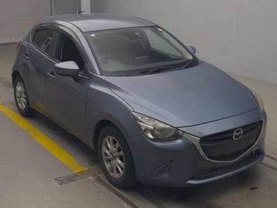 MAZDA DEMIO 2015/6