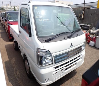MITSUBISHI MINICAB-T 2023/9