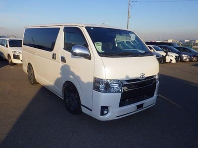 TOYOTA HIACE 2020/1