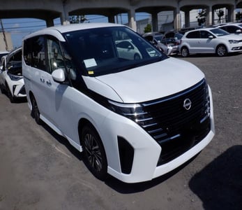 NISSAN SERENA 2025/6