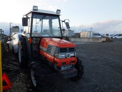 KUBOTA TRACTOR 2025/12