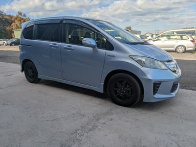 HONDA FREED 2013/12