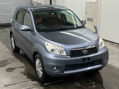 TOYOTA RUSH 2012/7