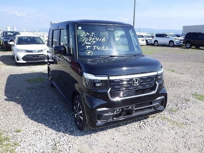 HONDA N BOX CUSTOM 2024/7