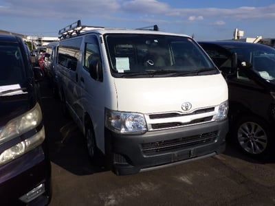 TOYOTA REGIUSACE 2011/11