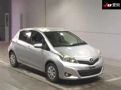 TOYOTA VITZ 2012/3