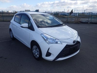TOYOTA VITZ 2019/11