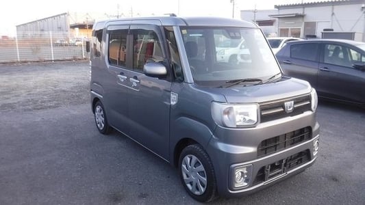 DAIHATSU WAKE 2020/11