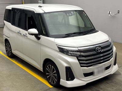 TOYOTA ROOMY 2023/5