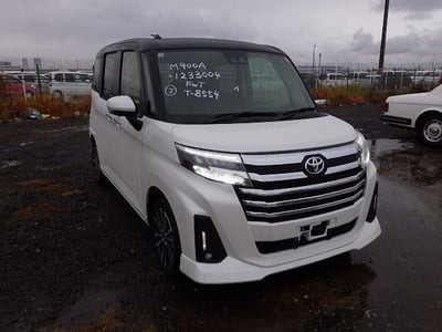 TOYOTA ROOMY 2025/10