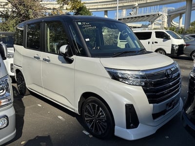 TOYOTA ROOMY 2025/10