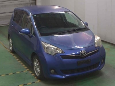 TOYOTA RACTIS 2010/11