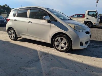 TOYOTA RACTIS 2011/6