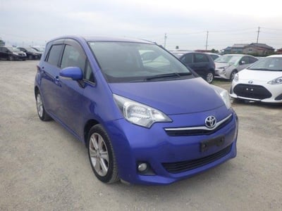 TOYOTA RACTIS 2023/3