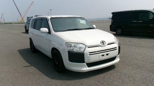 TOYOTA SUCCEED 2017/1