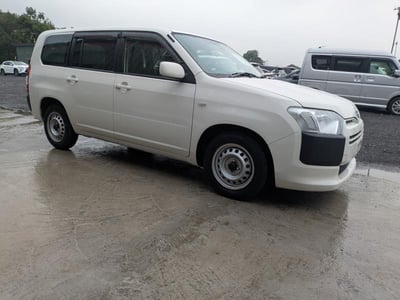 TOYOTA SUCCEED 2019/2