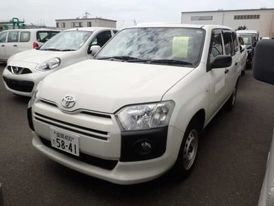 TOYOTA SUCCEED 2018/2