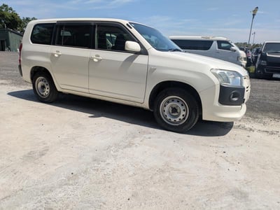 TOYOTA SUCCEED 2018/7