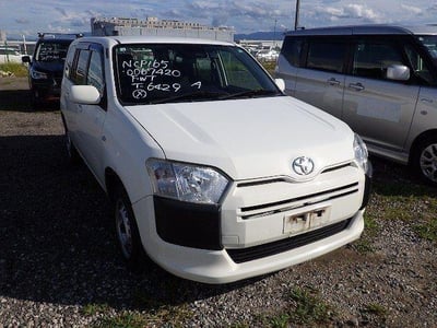 TOYOTA SUCCEED 2019/8