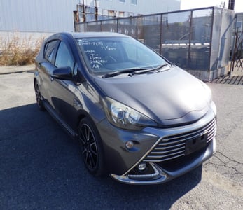 TOYOTA AQUA 2014/12