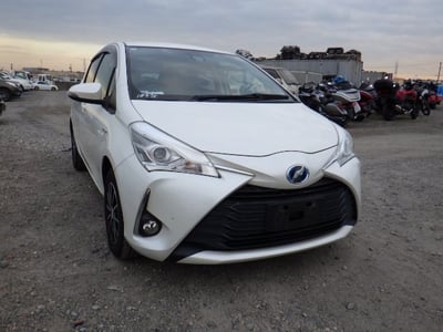 TOYOTA VITZ 2017/6