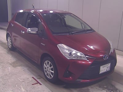 TOYOTA VITZ 2019/5