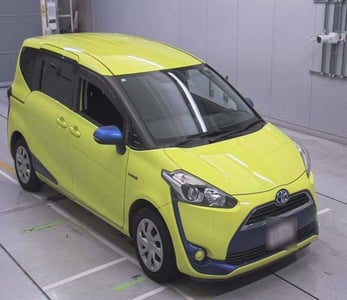 TOYOTA SIENTA 2016/9