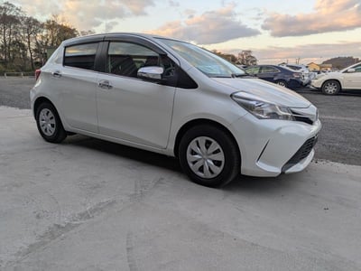 TOYOTA VITZ 2014/11