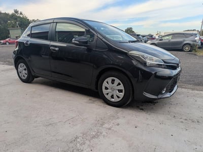 TOYOTA VITZ 2016/3