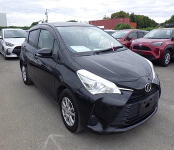 TOYOTA VITZ 2017/6