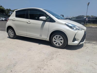 TOYOTA VITZ 2017/12